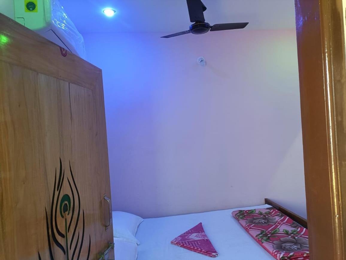 Hotel Dream Light ! 普里 外观 照片